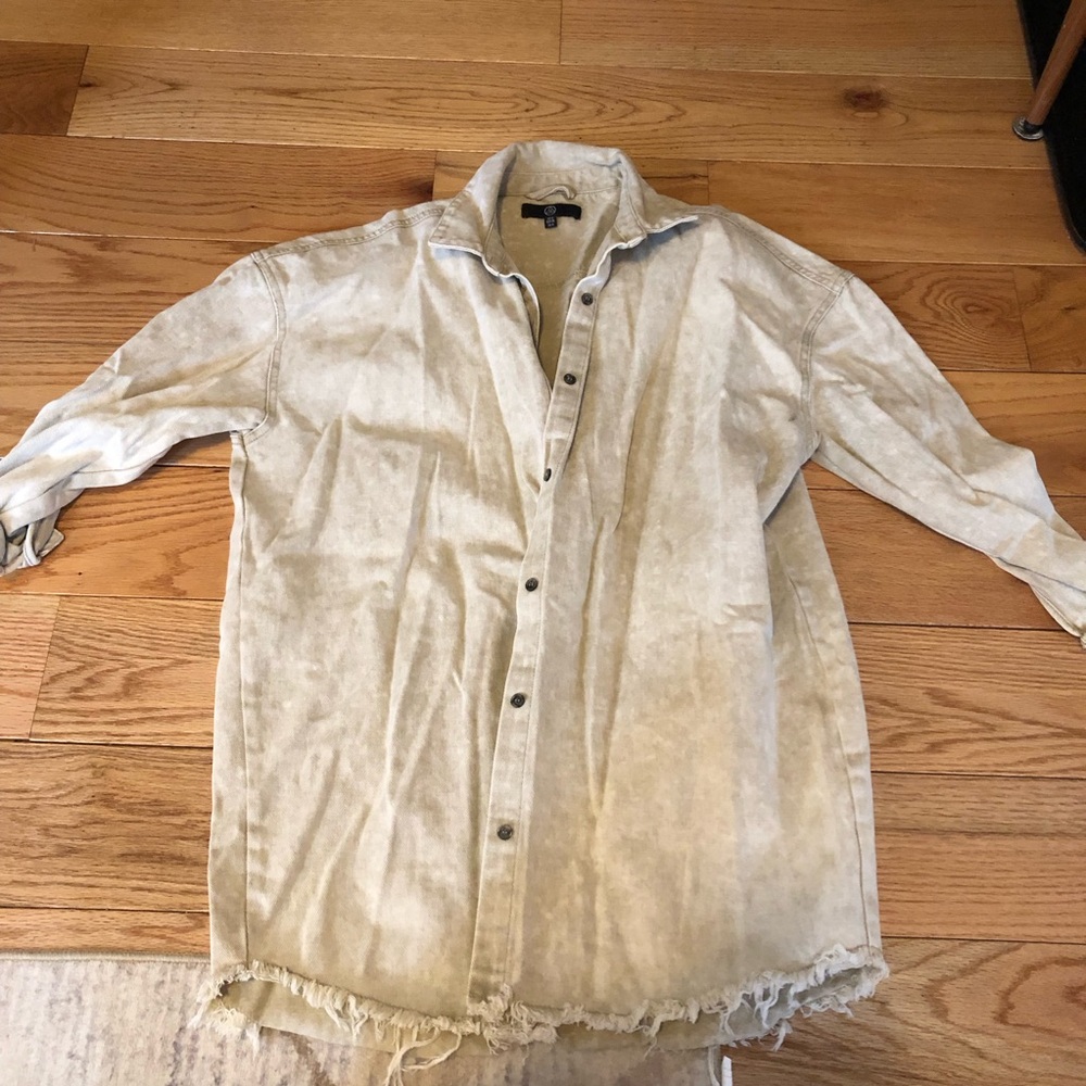 Casual Beige Button-Up Shirt